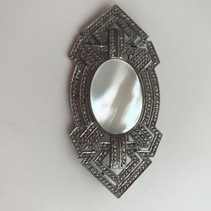 Art Deco Pin (vintage)